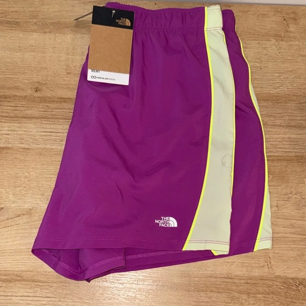 The North Face Elevation Shorts - Picture 9 of 9